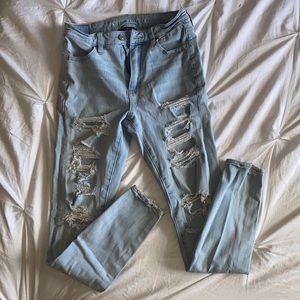 American Eagle 4Long super skinny destroyed